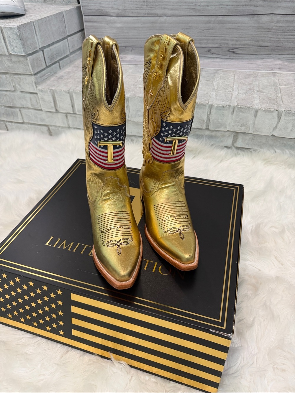 Trump MAGA Limited Edition 'T' Gold Cowboy Boots⭐️✨🇺🇸
